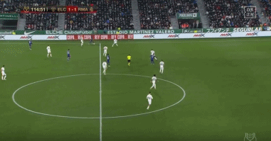 贝恩&卡特半场合计12中2，魔术主场落后背靠背马刺的9分